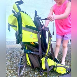 Sherpani Rumba super light child carrier backpack
